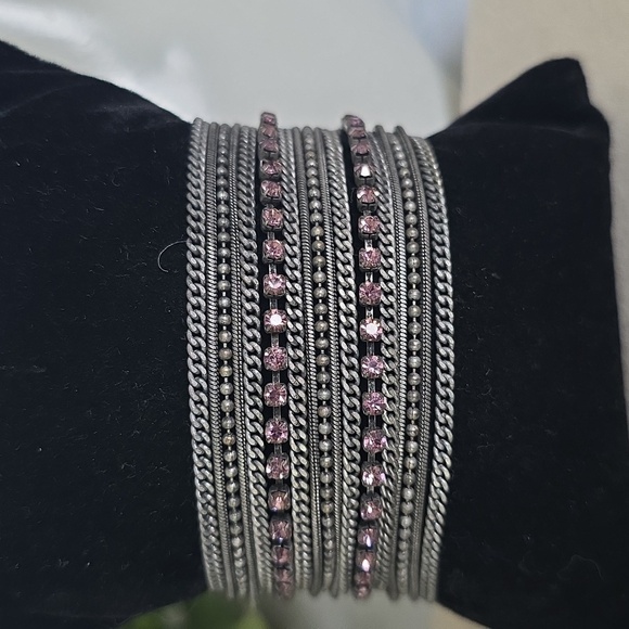 Silver Tone Multi Chain Lavender Dyed Baroque Pearls Enameled Stretch Bracelet - Picture 4 of 6